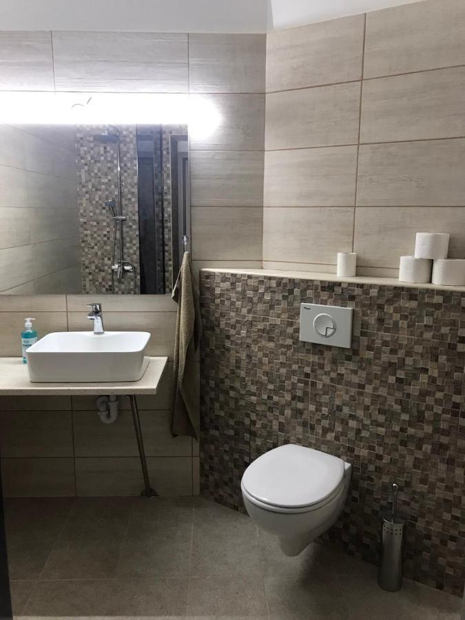 Studio Apartmani Paola Rijeka Bagian luar foto