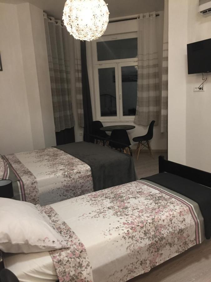 Studio Apartmani Paola Rijeka Bagian luar foto