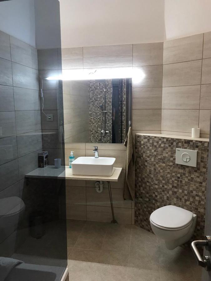 Studio Apartmani Paola Rijeka Bagian luar foto