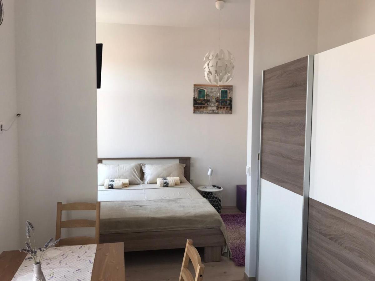 Studio Apartmani Paola Rijeka Bagian luar foto